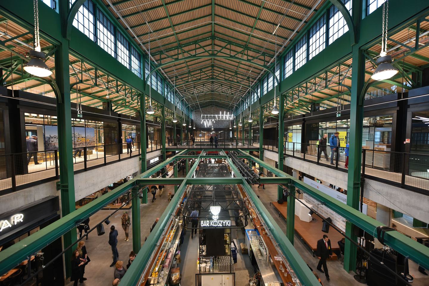 Inside Hala Koszyki, October 2016.