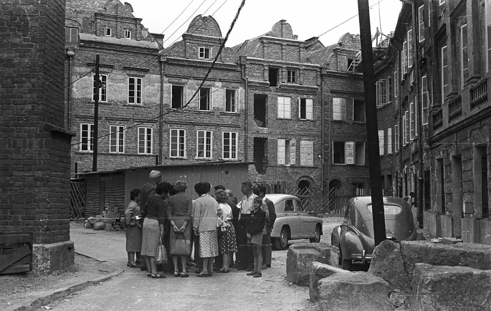 Rozmowa na ulicy Kanonia, Stare Miasto, 1958.